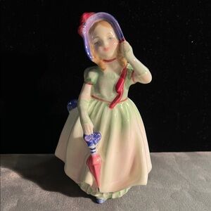 ROYAL DOULTON ENGLAND BONE CHINA FIGURINE “BABIE”.